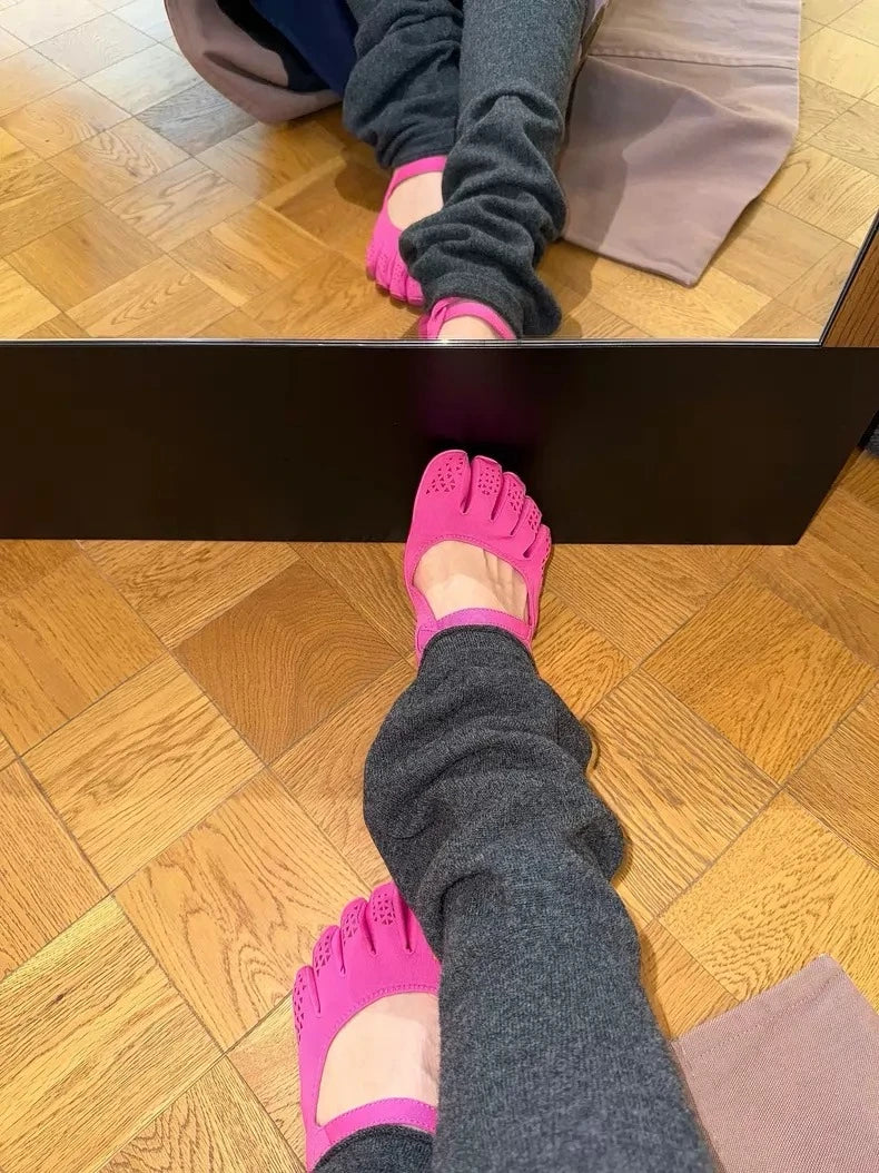 FiveFinger Shoes Women's Dance Yoga Pilates Soft Sole Wear-Resistant and Non-Slip Indoor Dancing Fitness Sneakers 2026 New